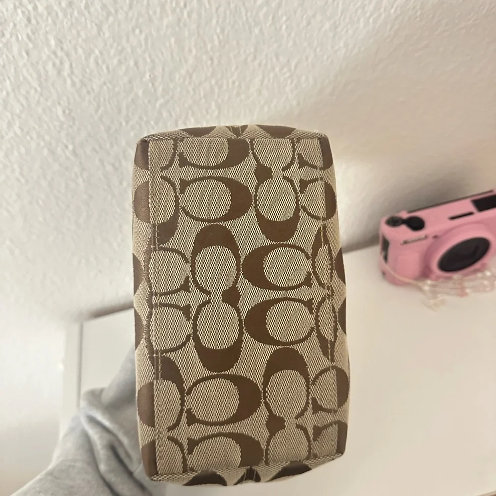 VINTAGE Y2K Coach Signature CANVAS Demi hobo HandBag in Brown 🤎 - Picture 3 of 9